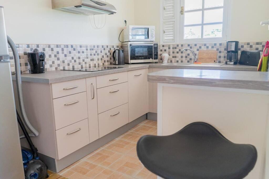 Location Saisonniere Bel Appartement Les Trois-Ilets Ngoại thất bức ảnh