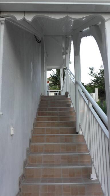 Location Saisonniere Bel Appartement Les Trois-Ilets Ngoại thất bức ảnh